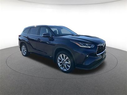 Used 2022 Toyota Highlander Limited