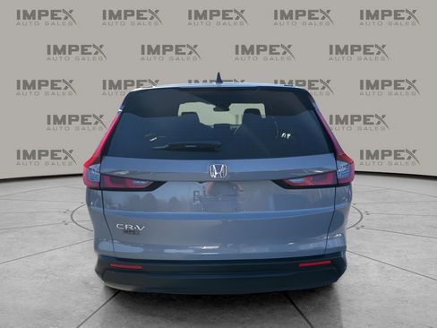 Used 2024 Honda CR-V LX image 4