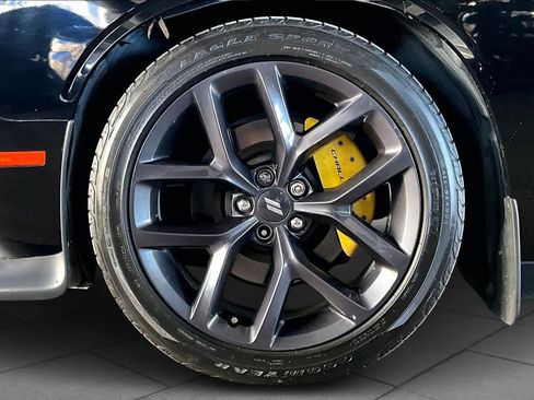 Used 2020 Dodge Challenger R/T w/ Blacktop Package image 10