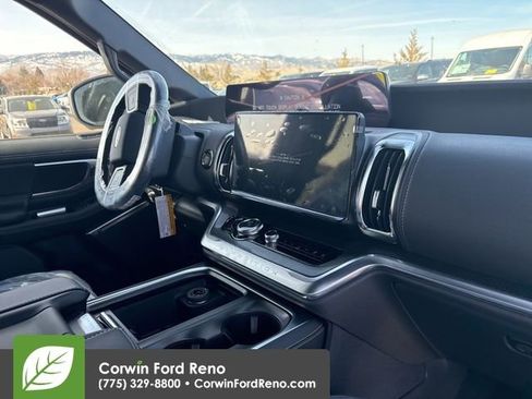 New 2026 Ford Expedition Max Platinum image 5