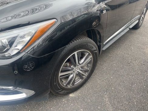 Used 2019 INFINITI QX60 Luxe w/ Essential Package image 9