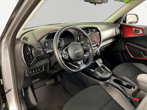 Used 2023 Kia Soul GT-Line FWD image 17