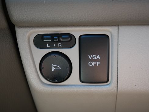 Used 2010 Acura RDX SH-AWD w/ Technology Package image 25
