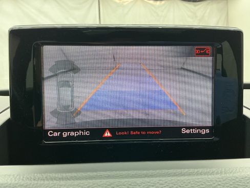 Used 2018 Audi Q3 2.0T Premium FWD image 35