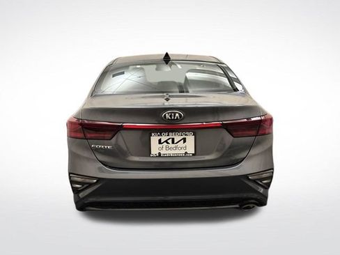 Used 2021 Kia Forte LXS FWD image 6