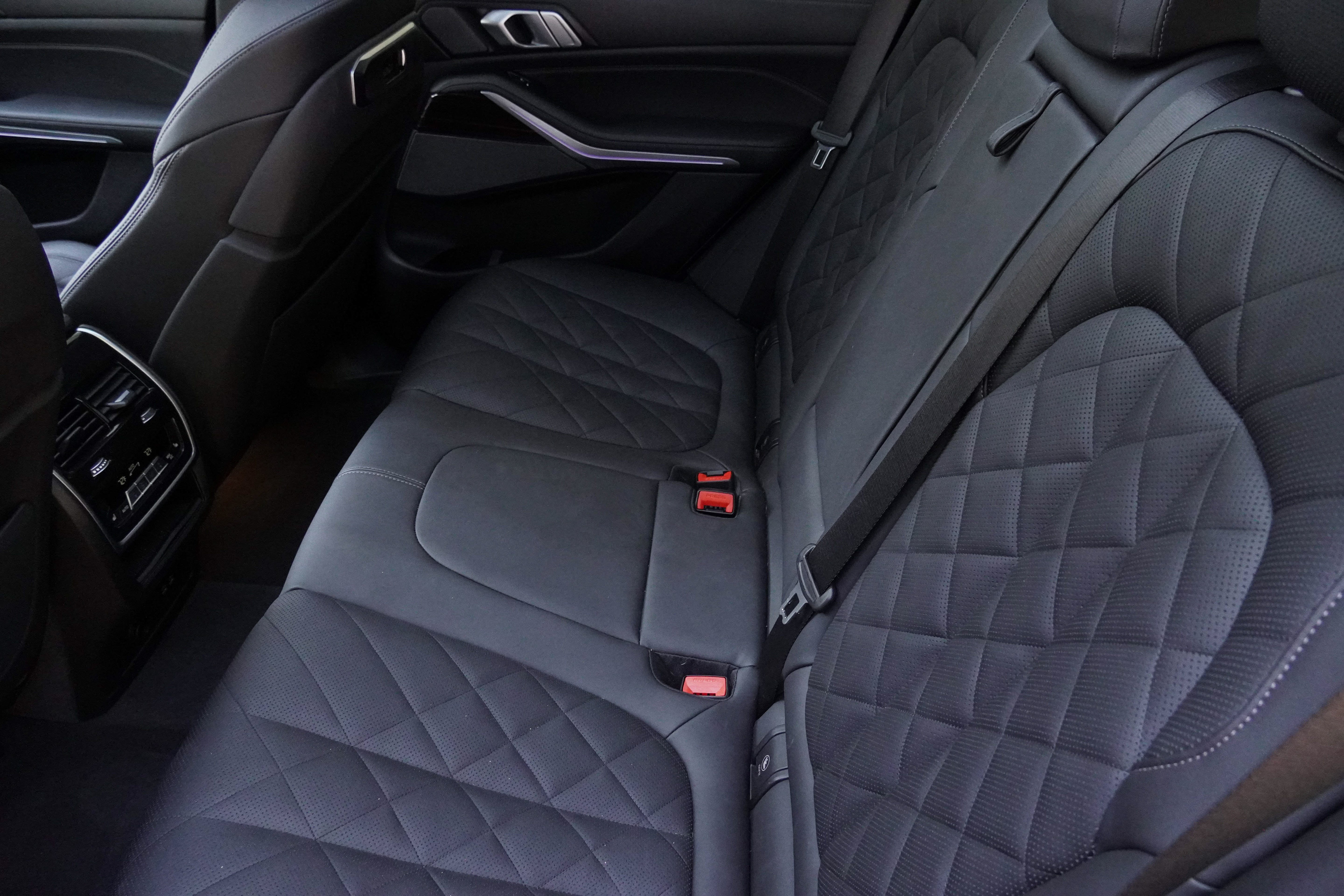 Certified 2025 BMW X5 sDrive40i RWD image 33