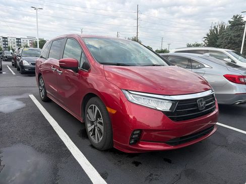 Used 2023 Honda Odyssey Touring image 4
