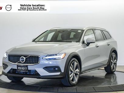 Certified 2025 Volvo V60 B5 Cross Country Plus