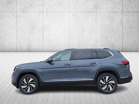 New 2025 Volkswagen Atlas SEL image 8