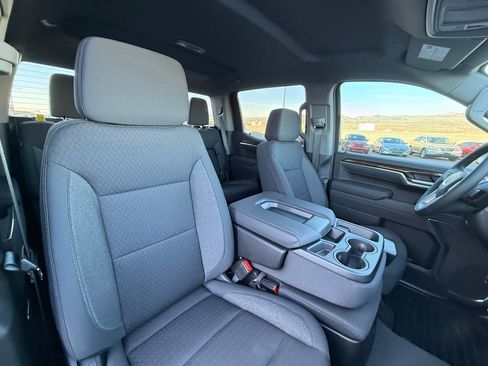 New 2026 GMC Sierra 1500 Elevation image 13