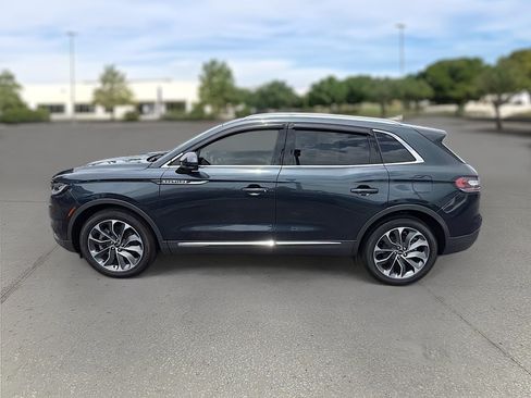 Certified 2023 Lincoln Nautilus Reserve FWD image 4