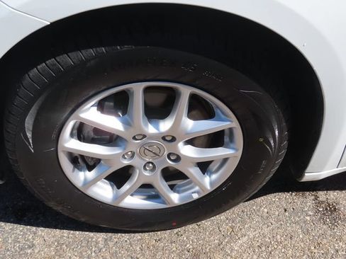 Used 2023 Chrysler Pacifica Touring-L FWD image 15