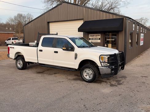 Used 2019 Ford F250 XL w/ Power Equipment Group image 2