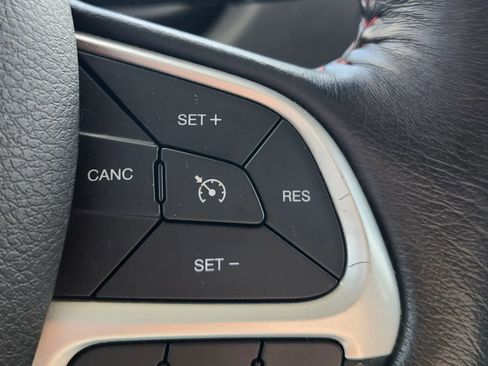 Used 2018 Jeep Renegade Trailhawk w/ Cold Weather Group II image 23