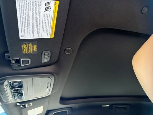 Used 2023 Lincoln Corsair Reserve w/ Equipment Group 201A image 20