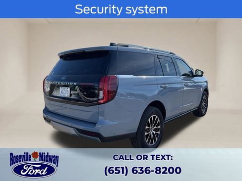 Used 2025 Ford Expedition Platinum image 8