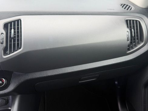 Used 2013 Kia Sportage EX FWD image 48
