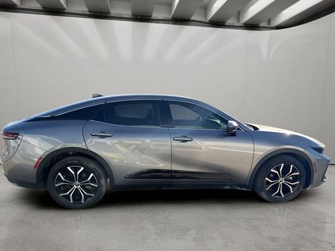 Used 2023 Toyota Crown XLE image 8