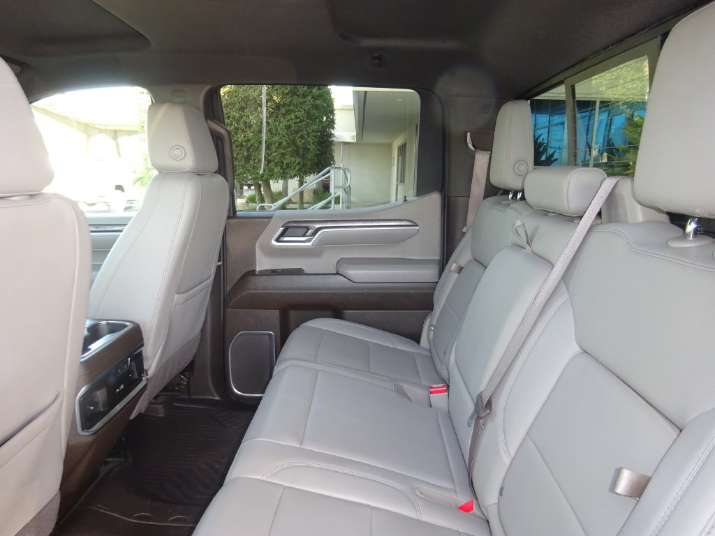 Certified 2022 Chevrolet Silverado 1500 LTZ AWD/4WD image 21