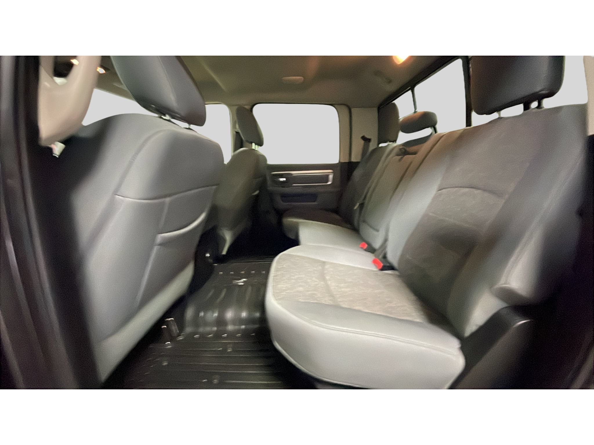 Used 2016 RAM 3500 Big Horn AWD/4WD image 15