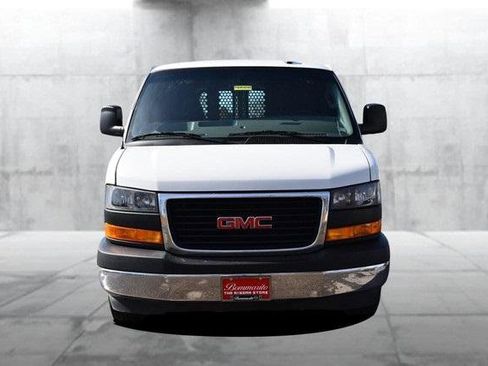 Used 2024 GMC Savana 2500 w/ Driver Convenience Package image 4