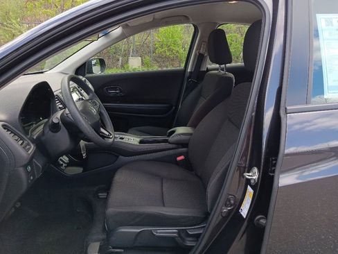 Certified 2017 Honda HR-V LX image 13