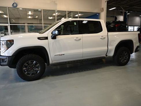 Used 2025 GMC Sierra 1500 AT4X AWD/4WD image 12