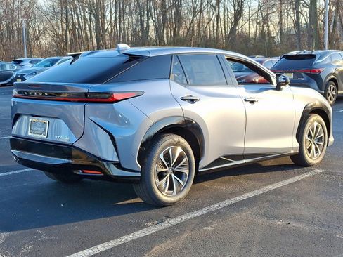 Used 2024 Lexus RZ 450e Premium image 4