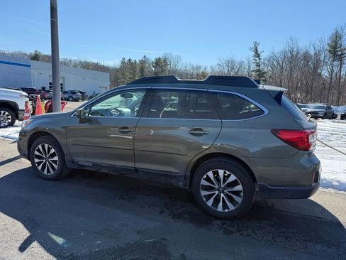 Used 2017 Subaru Outback 2.5i Limited image 12