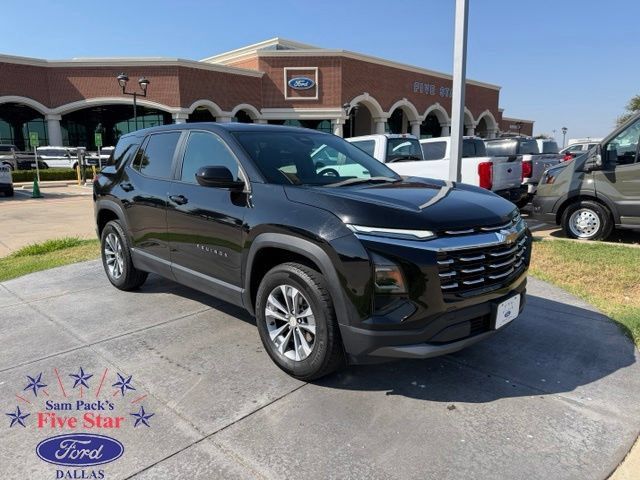 Used 2025 Chevrolet Equinox LT AWD/4WD image 1