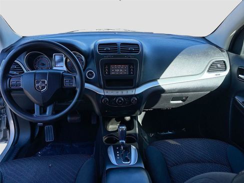 Used 2013 Dodge Journey SXT w/ Flexible Seating Group image 13