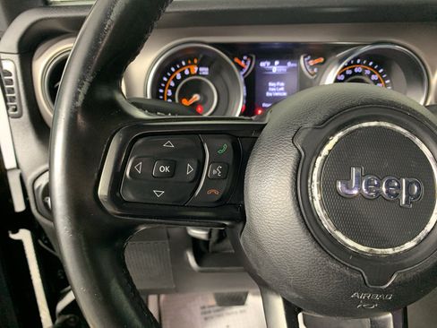 Used 2020 Jeep Gladiator Sport w/ Quick Order Package 24S AWD/4WD image 19