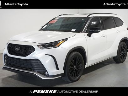 Used 2023 Toyota Highlander XSE