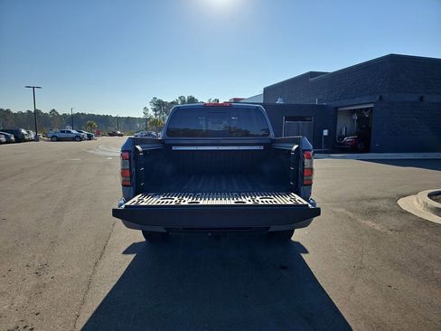 Used 2025 Nissan Frontier PRO-4X w/ Pro Premium Package image 15