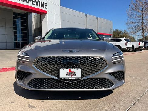 Used 2025 Genesis G70 2.5T image 2
