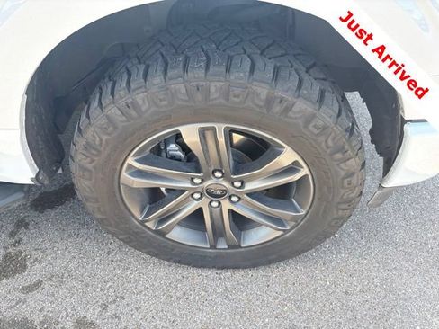 Used 2022 Ford F150 XLT w/ Equipment Group 302A High AWD/4WD image 15