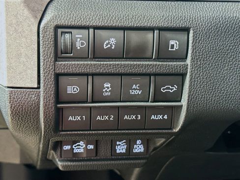 Certified 2026 Toyota Tacoma 4x4 Double Cab Hybrid image 10