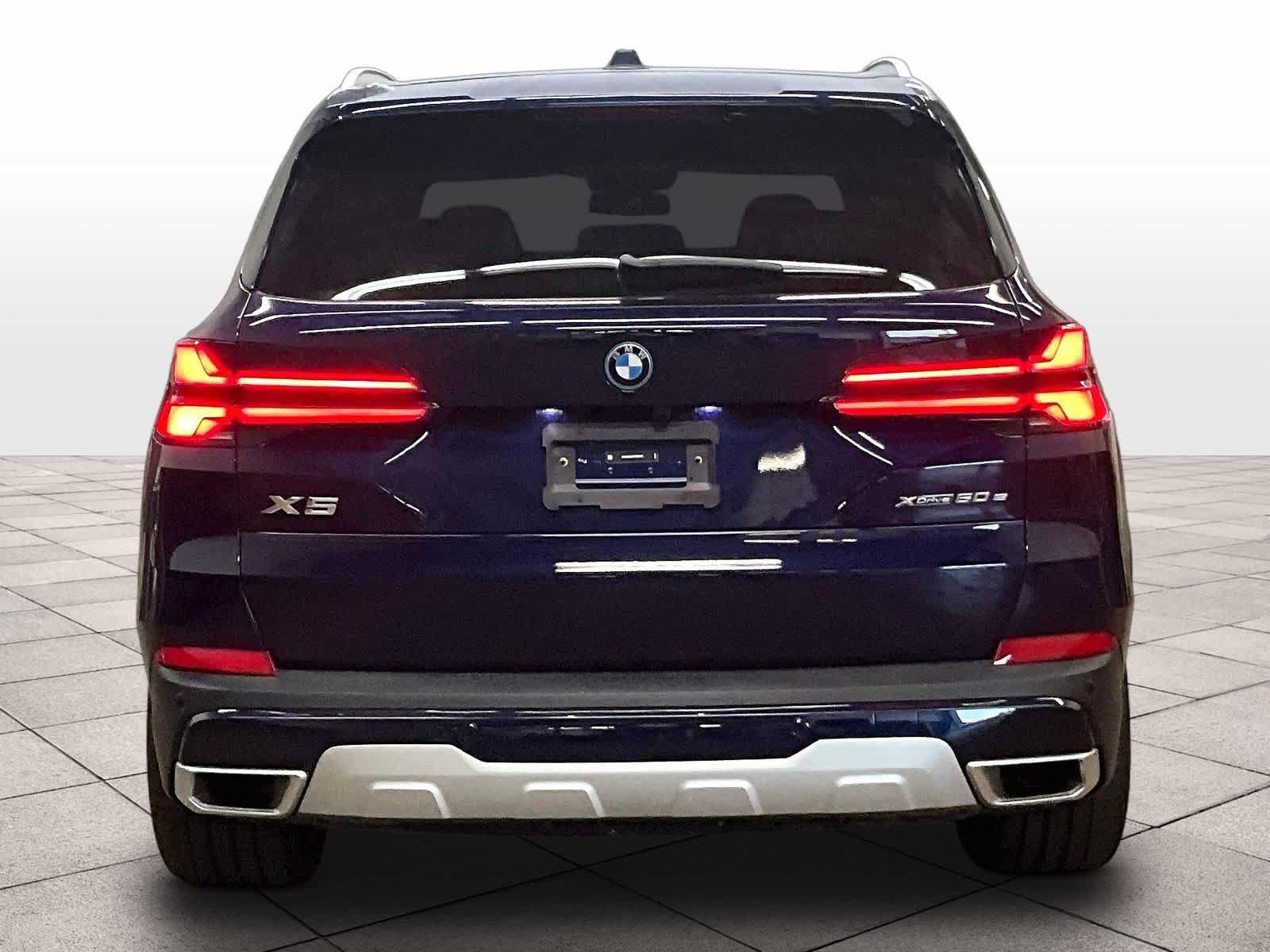 Used 2026 BMW X5 xDrive50e AWD/4WD image 7