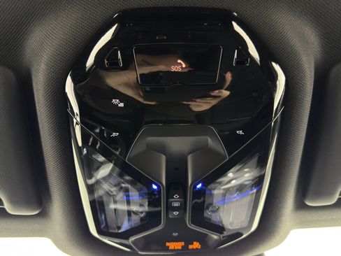 Used 2026 BMW 530i w/ M Sport Package image 37