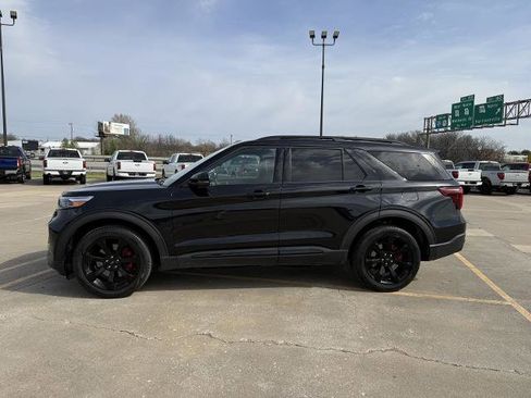 Certified 2023 Ford Explorer ST w/ Equipment Group 401A image 5