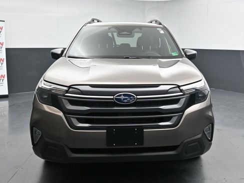 Used 2025 Subaru Forester Premium w/ Protection Package (1PH) image 3