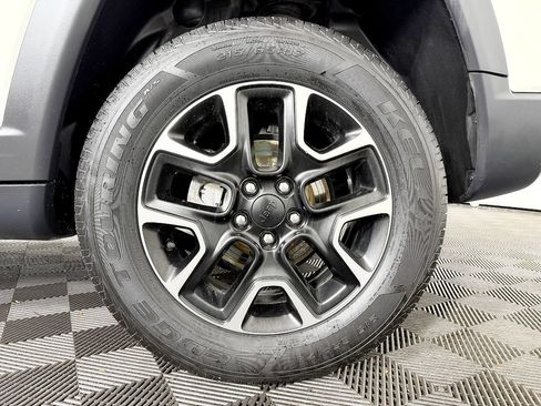 Used 2021 Jeep Compass Trailhawk AWD/4WD image 27