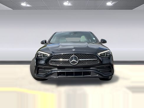 Used 2022 Mercedes-Benz C 300 Sedan image 4
