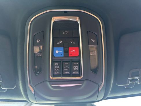 Used 2025 Jeep Grand Cherokee L Summit image 28