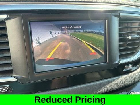 Used 2024 Chrysler Voyager LX FWD image 22