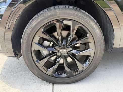 Used 2023 Kia Sorento SX AWD/4WD image 9
