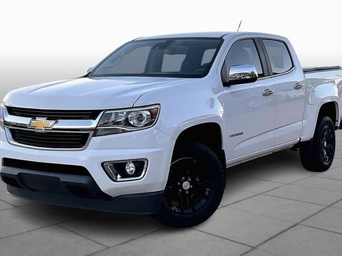 Used 2018 Chevrolet Colorado LT w/ Luxury Package, Chrome image 2