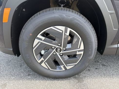 New 2026 Hyundai Tucson Blue SE AWD/4WD image 11