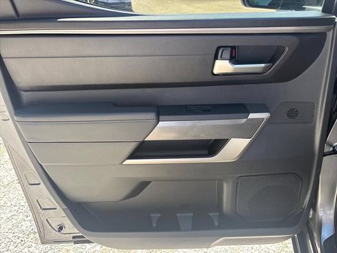 Used 2025 Toyota Tundra SR5 AWD/4WD image 18