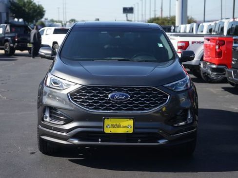 Used 2020 Ford Edge Titanium w/ Equipment Group 301A FWD image 3